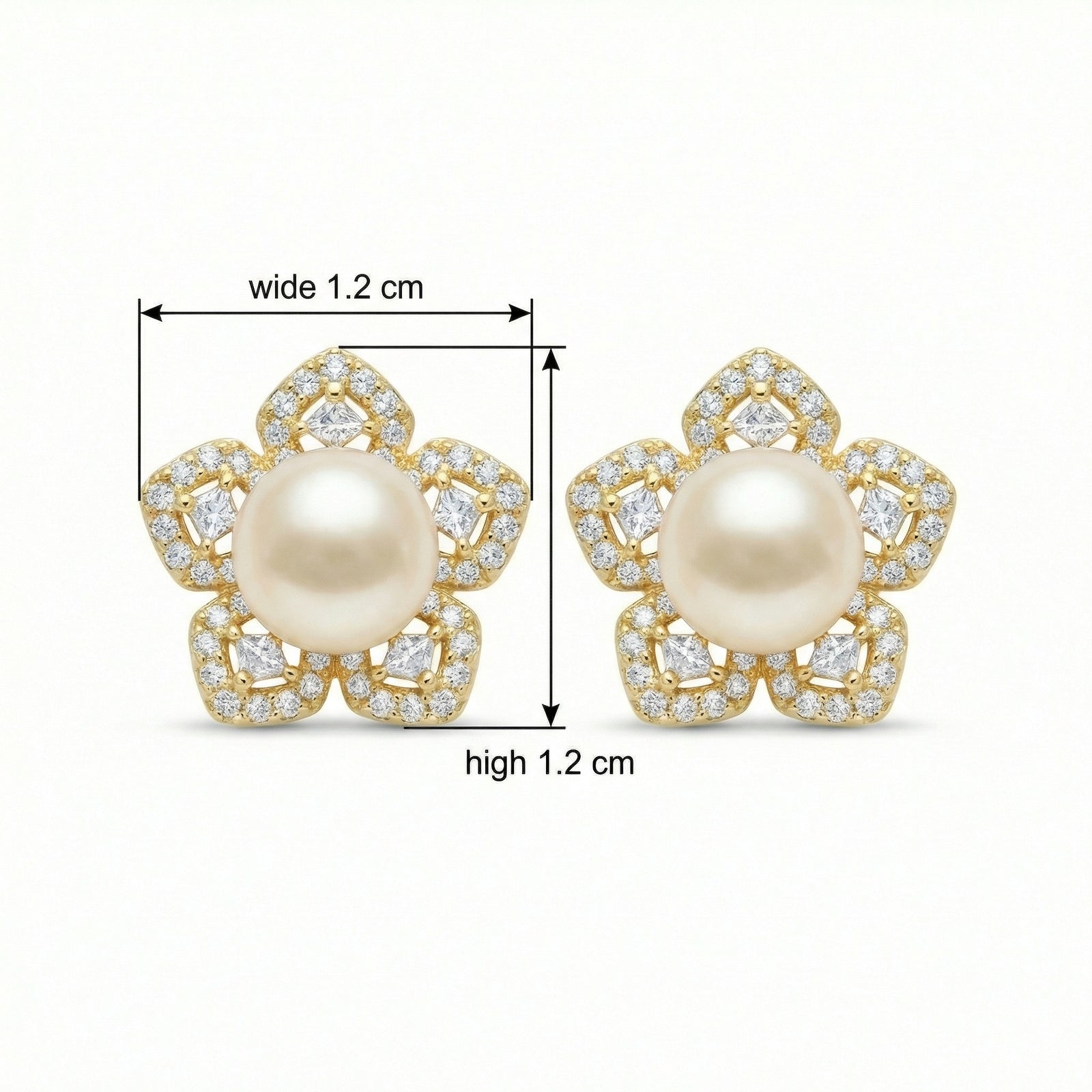 925 Sterling Silver Elegant Pearl Floral Stud Earrings with Sparkling Diamond Accents
